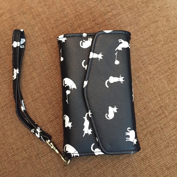 Iphone 4/4s wallet case NWOT