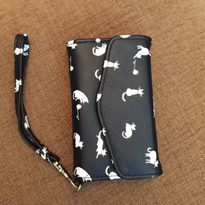 Iphone 4/4s wallet case NWOT