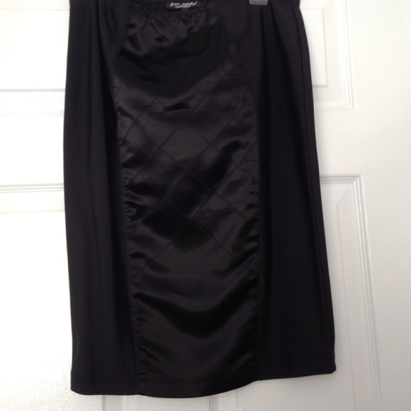Betsey Johnson Black pencil skirt