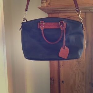 Dooney & Bourke Purse