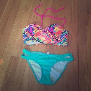 💲SOLD AS BUNDLE WITH EXPRESS ROMPER💲