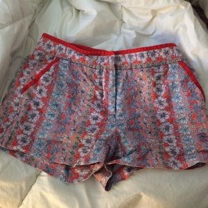 EUC city fit J-crew floral shorts!