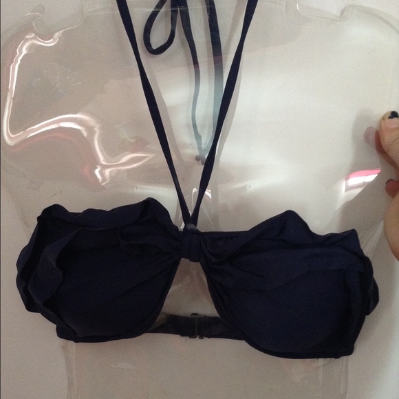 Navy Hollister bikini top - Picture 3 of 3