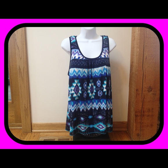 Sushiflower Tops - NWOT aztec patten long tank