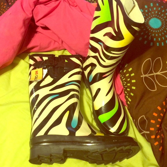 New Zebra Rainboots