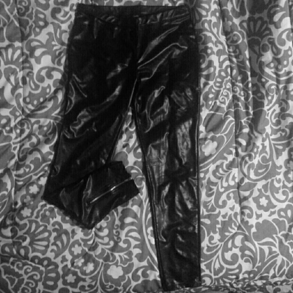 Guess leather leggings