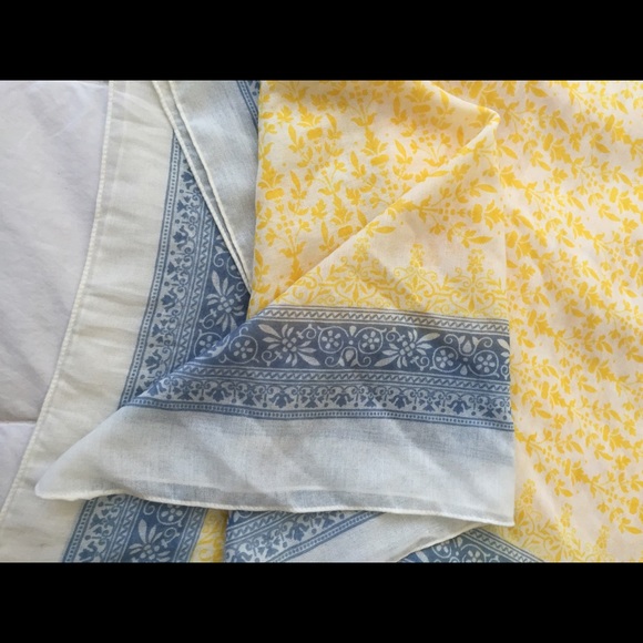 Scarf - Picture 3 of 3