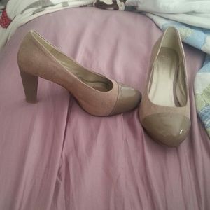 Taupe classy heels