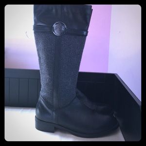 Black Leather boots with gray