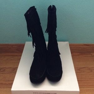 Steve Madden "TAKODA" fringe boot