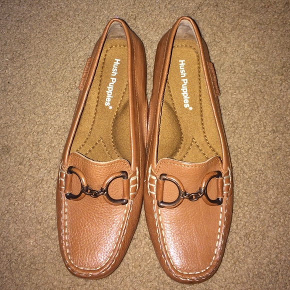 Hush puppies flats