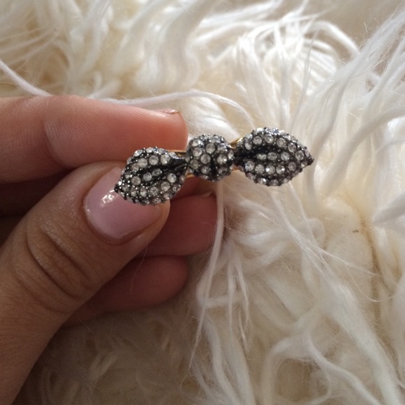 Juicy Couture Diamond Bow Ring