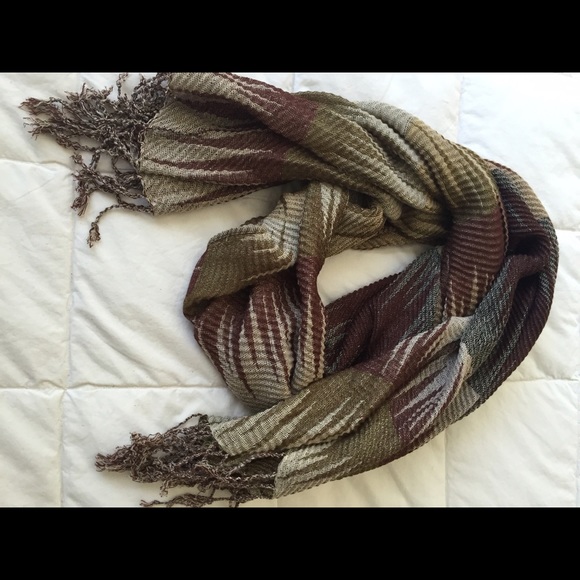 Scarf - Picture 3 of 3