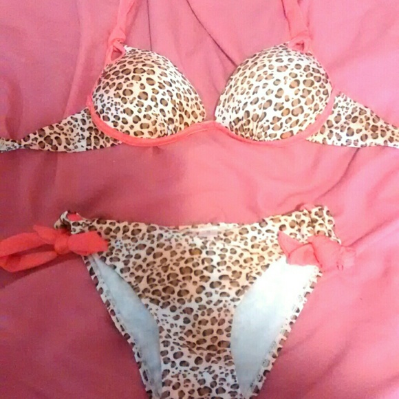 Cheetah Print Bikini Set❤ - Picture 3 of 3