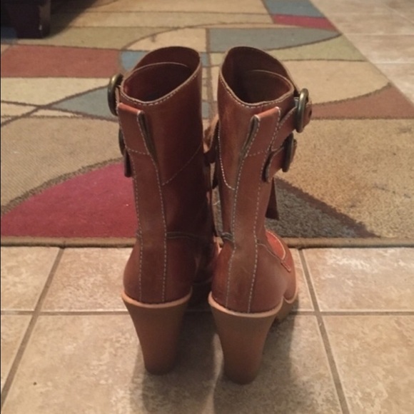 Marc by Marc Jacobs boots - Picture 3 of 4