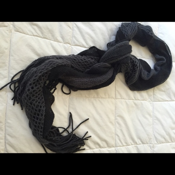 Scarf - Picture 2 of 4