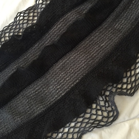 Scarf - Picture 3 of 4