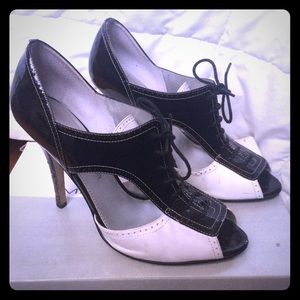 Marc Fisher b&w heels