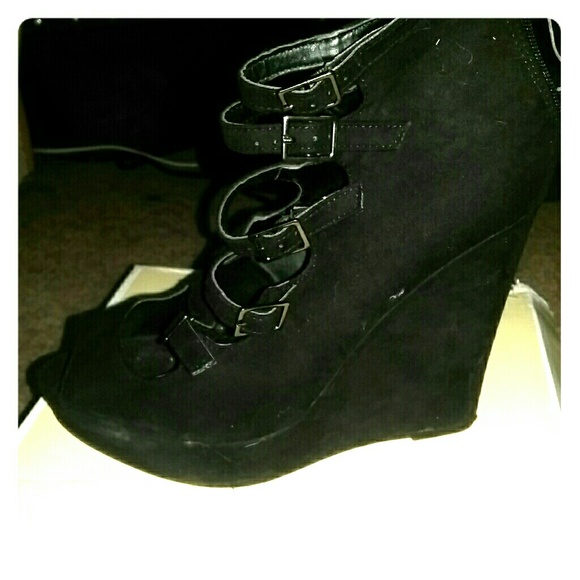 Boot - Picture 1 of 1