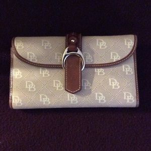 Donney & Bourke Checkbook Wallet
