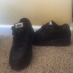 All black Nike Air Max (Snakeskin Detail)