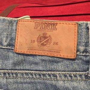 0S Pink destroyed light washed Jeans