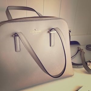 Kate Spade Grey Purse. NO OUTSIDE MARKS.