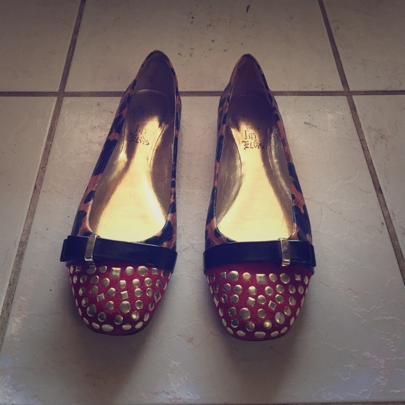Fifi & Elvis flats!
