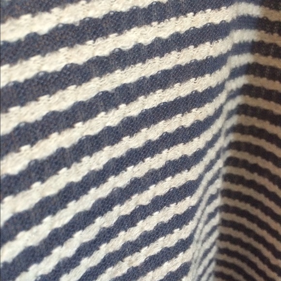 🚫SOLD🚫NEW COTTON STRIPED CARDIGAN - Picture 3 of 3