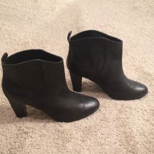 Brand New Black Leather Gap Booties!! Size 10