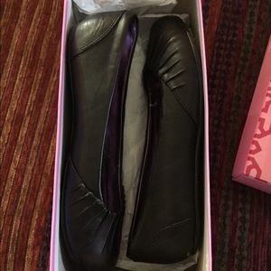 Girls flats
