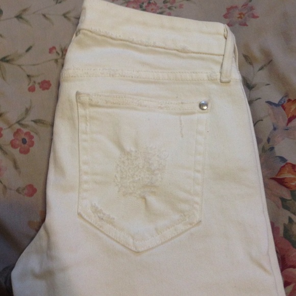 Sold - Picture 3 of 4