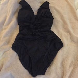 Black swim suit with gathers