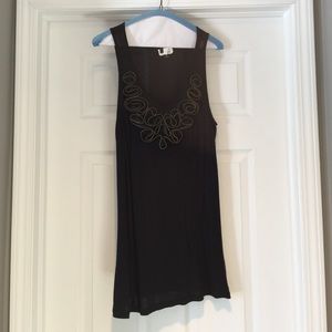 Black tank w Gold zipper statement neckline