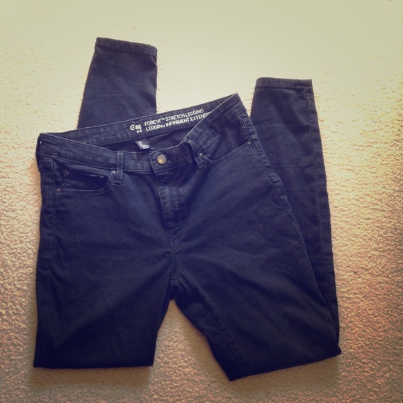 ❗️SOLD❗️GAP 1969 legging jeans, size S, worn once!