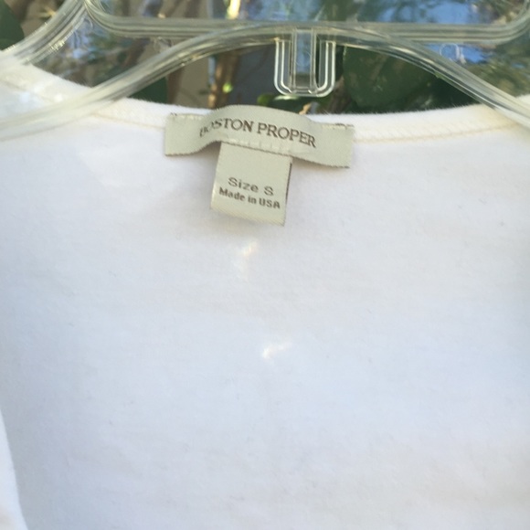 White T - Picture 2 of 4