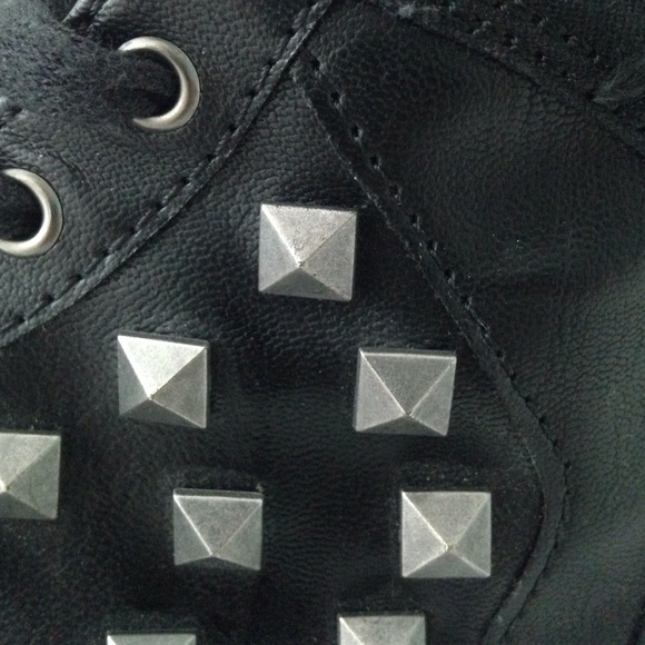 H&M Black Studded Shoes - Picture 3 of 3