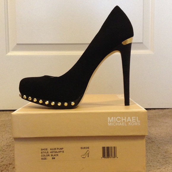 SOLD!!! ❤️❤️ HOST PICK ❤❤ Michael Kors Ailee pumps - Picture 3 of 4