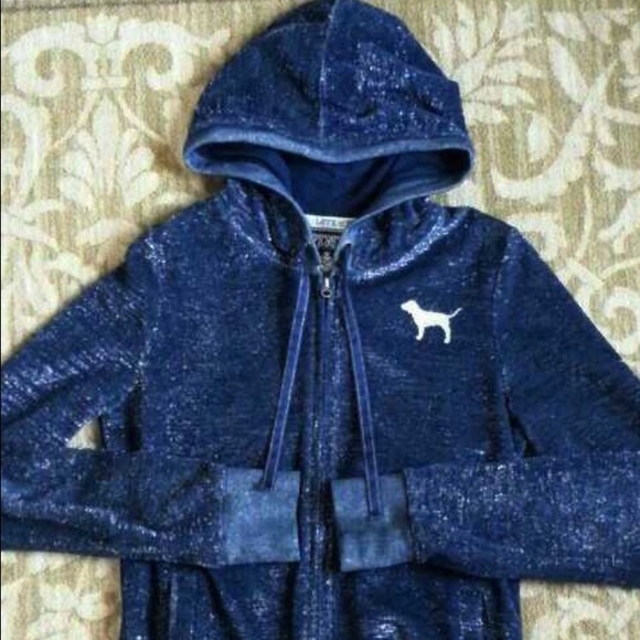ISO THIS VS HOODIE!!!!!!