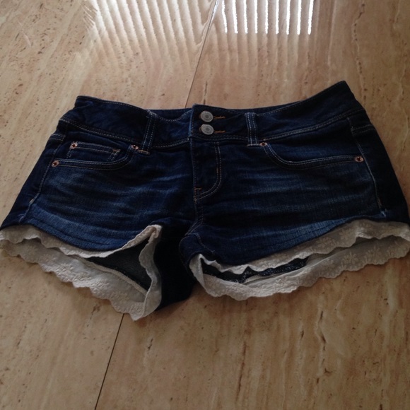American Eagle Outfiters blue denim shorts