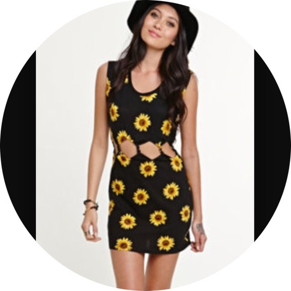 Kendall and Kylie cutout dress!