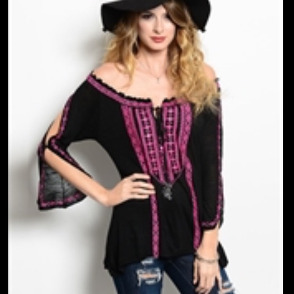 Size large black & pink top