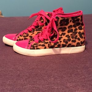 Pink Cheetah Print Shoes