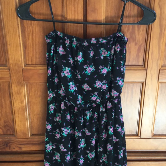 Forever 21 Dresses & Skirts - Sun dress