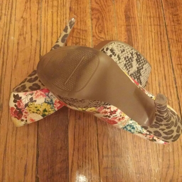 Fierce pumps - Picture 3 of 4