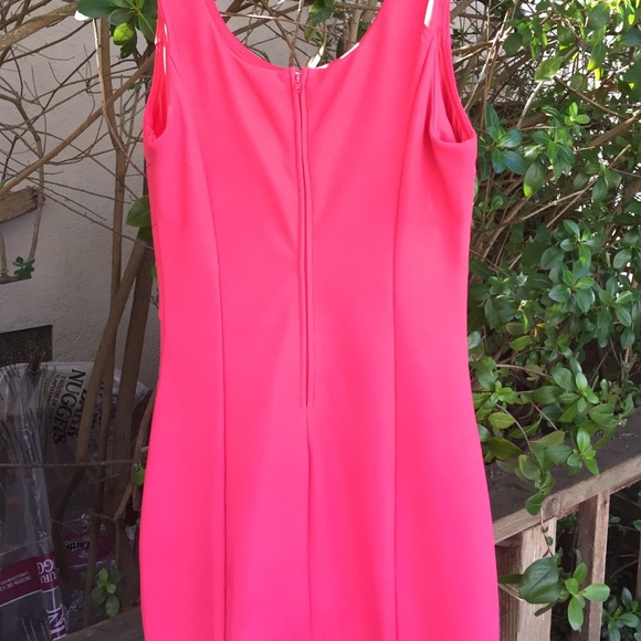 REDUCED Coral Bodycon Dress - Picture 3 of 4