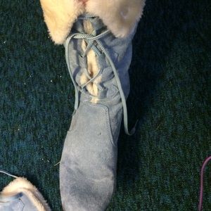 ✳️👢Blue Suede Shoes👢✳️