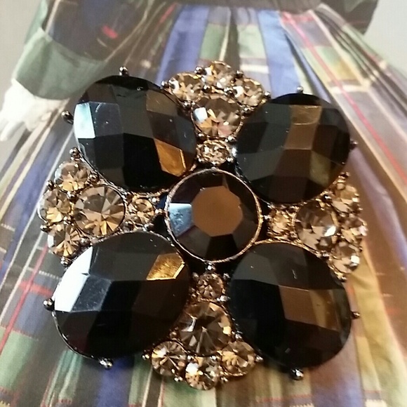 Vintage Style Pin - Picture 4 of 4