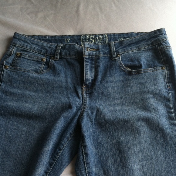 Jeans - Picture 2 of 2