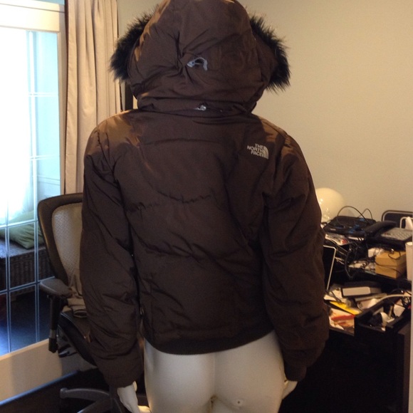 The north face ski/ snow jacket - Picture 2 of 4